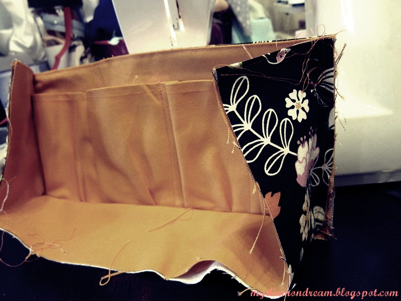 by Aisyah Samsudin Tutorial Purse Organizer