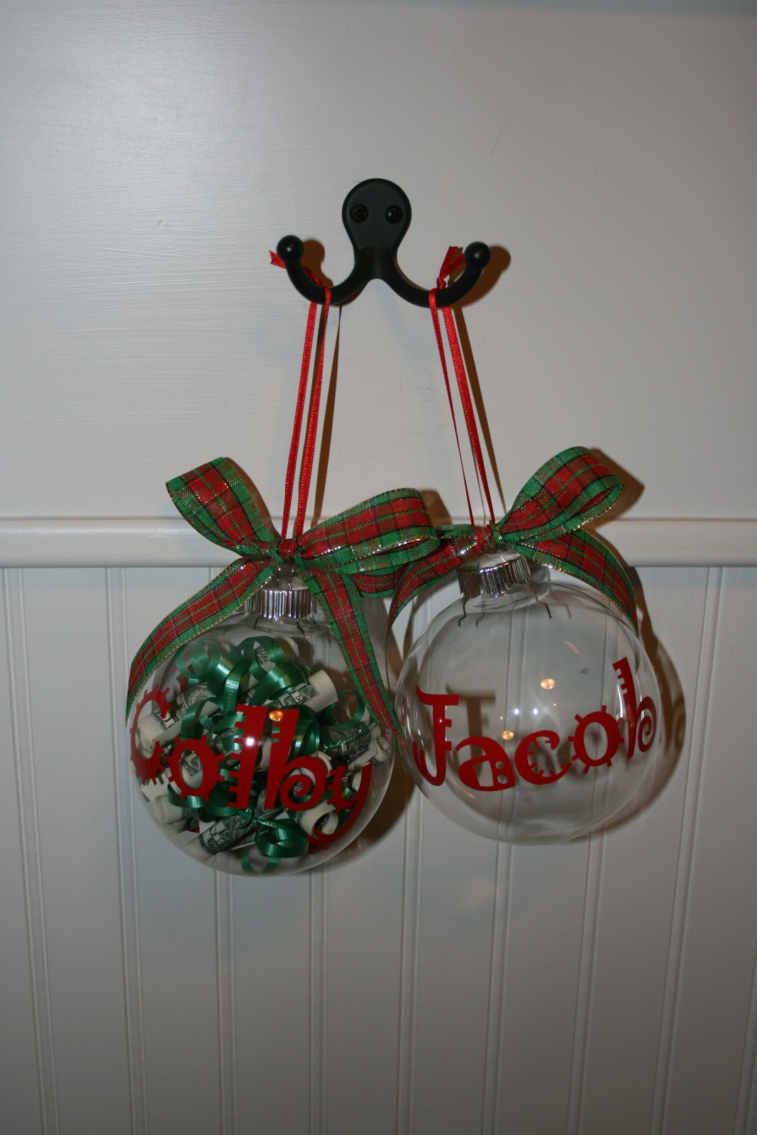 Family Mementos: Christmas Money Ornaments