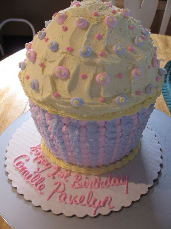 Giant Cupcake!