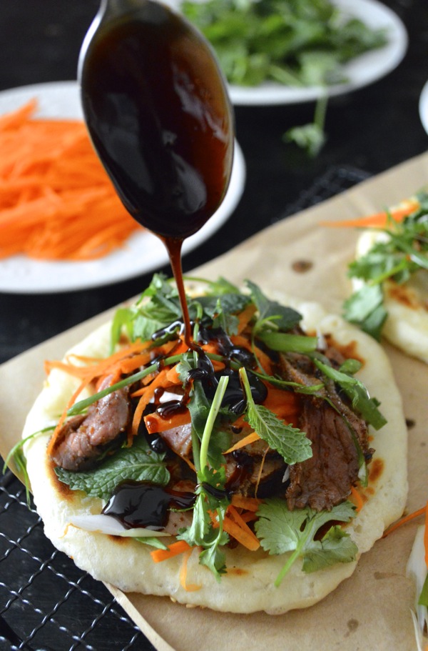 [Chinese Recipes] Spicy Lamb Buns w/ Honey Soy Drizzle All Asian