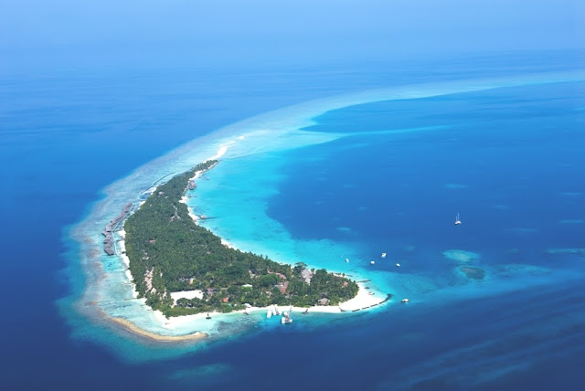 Kuramathi Island Resort Water Villa Kuramathi Island Resort Water Villa