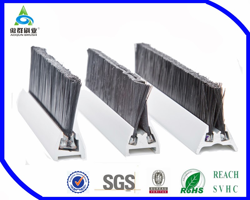 Skirt Deflector Brushes Why should Escalator use brushes on the side?