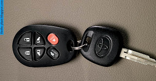 Toyota sienna car 2013 key - صور مفاتيح سيارة تويوتا سيينا 2013 Toyota sienna car 2013 key - صور مفاتيح سيارة تويوتا سيينا 2013