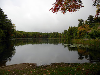 Walking around Dorrs Pond in Manchester, New Hampshire