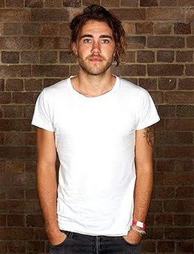 Matt Corby Lyrics blogger