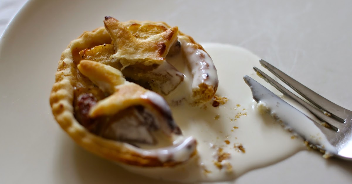 mamacook Sugar Free Apple Pies for babies, toddlers and grown ups