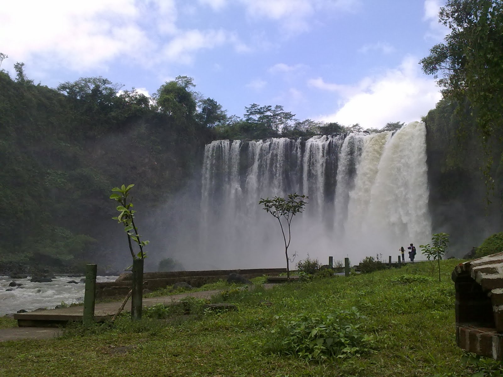La Sierra Mágica de Los Tuxtlas. El Salto de Eyipantla.