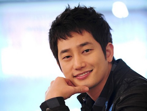 Korean Drama | Artist | News: Park Si Hoo