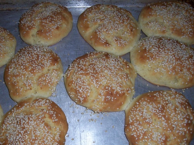Gluten Free Hamburger Buns! Skinny GF Chef healthy and great tasting