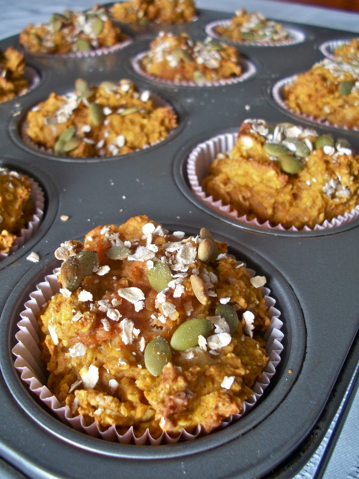Brooke Bakes Healthy Pumpkin Oatmeal Muffins