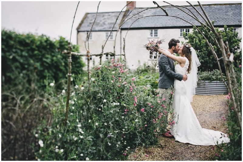 Helen Lisk Photography River Cottage Wedding Lucy Scott A Preview