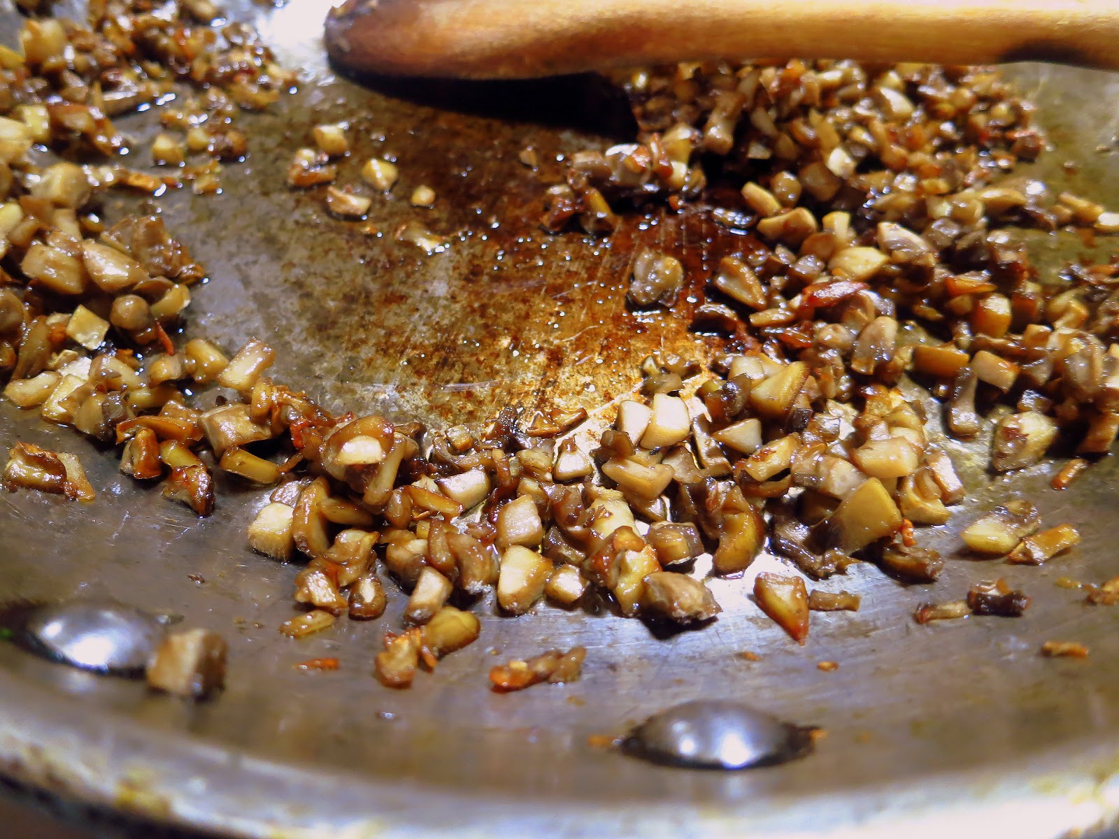 Dragon's Kitchen Phyllo Cups Filled with Mushrooms & Onions