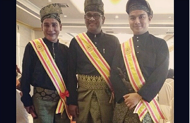 Boy Iman Pian Cecupak Dan Nash Dapat Gelaran Datuk Dari Kerajaan Naning Buletin Terkini