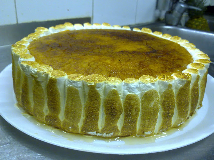 Tarta de crema y merengue