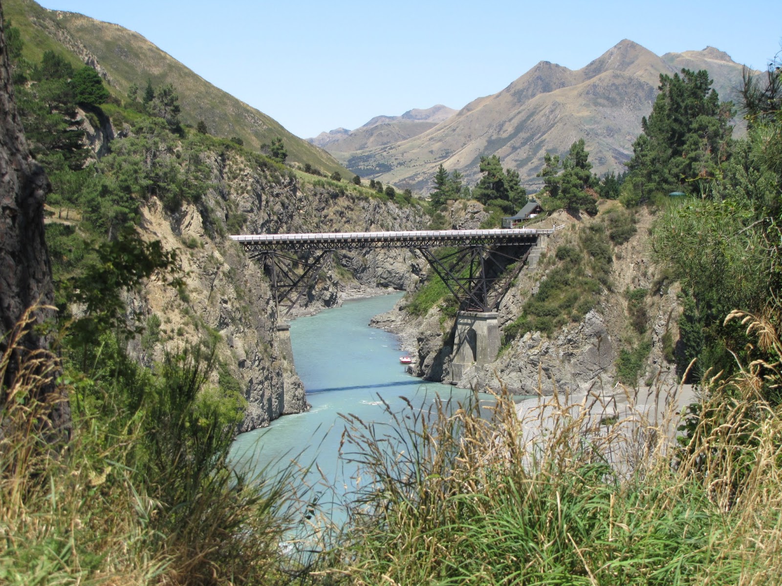 photographing New Zealand bridge over waiau river