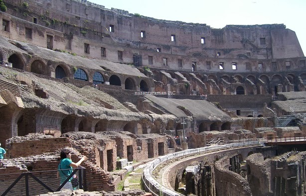 The Ibnu Al Battutah S Apprentice Colosseum Rome Italy