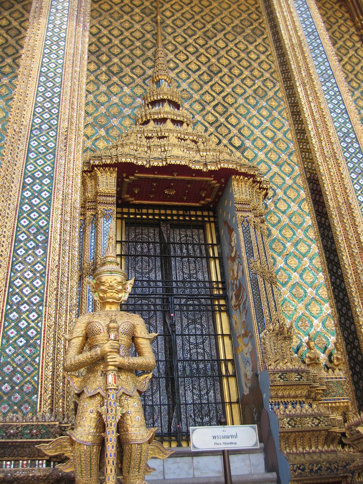 Gold details of the Grand Palace in Bangkok, Thailand 