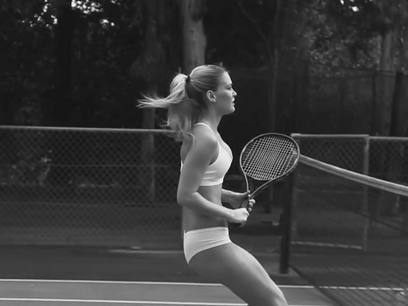 Slut gets naked after playing tennis