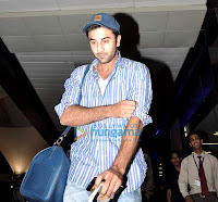 Ranbir Kapoor snapped arriving at the airport