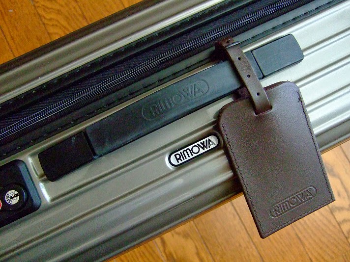 スタンプカードが好きなんですっ！: リモワ(RIMOWA)スーツケースに付属するタグはどうやって使うのがおすすめなのか