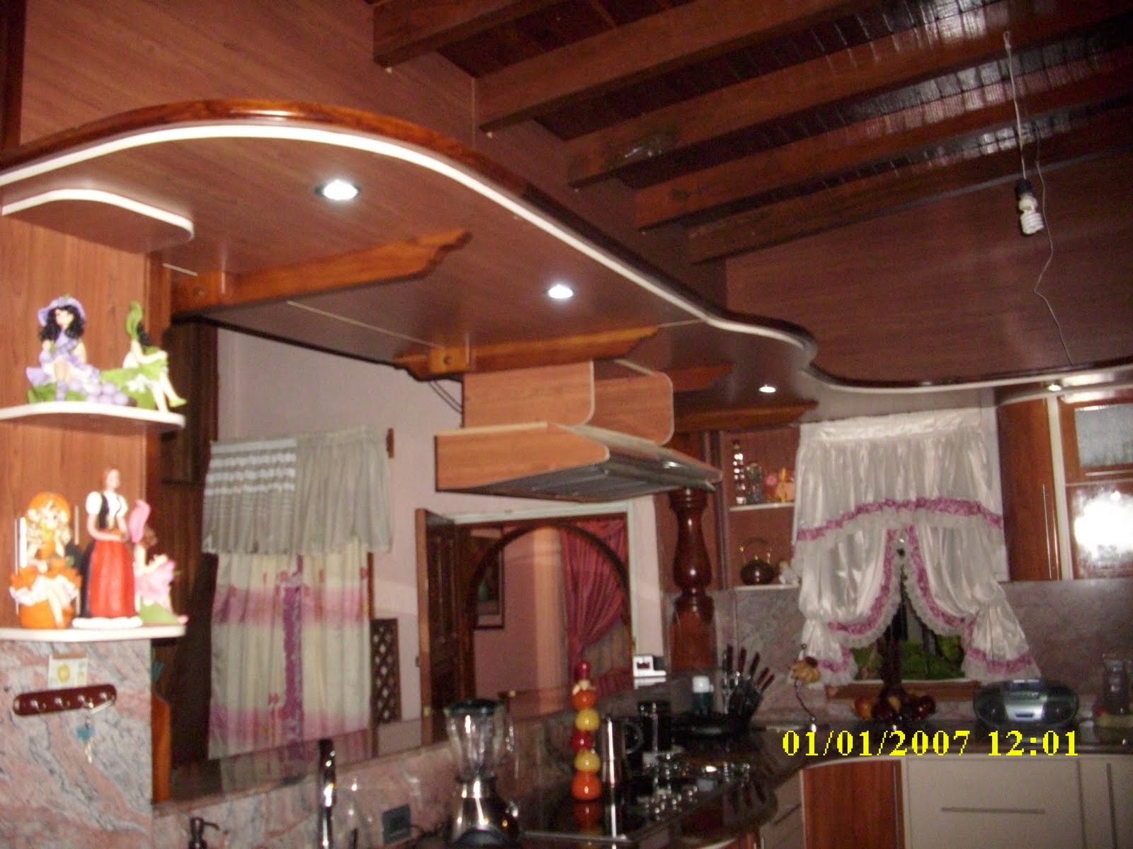 Mis trabajos en madera: Techo para cocina empotrada