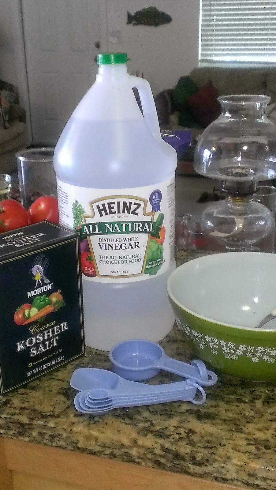 Cleaning Fresh Fruit and Veggies with a Homemade Veggie Wash