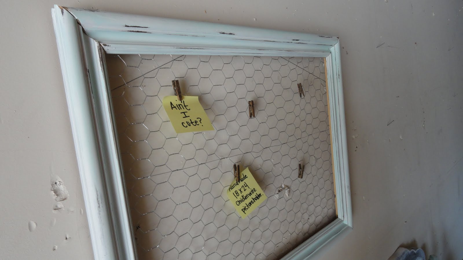 Home by Ally DIY Do it yourself chicken wire picture frame