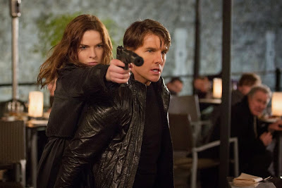 Image of Tom Cruise and Rebecca Ferguson in Mission Impossible Rogue Nation