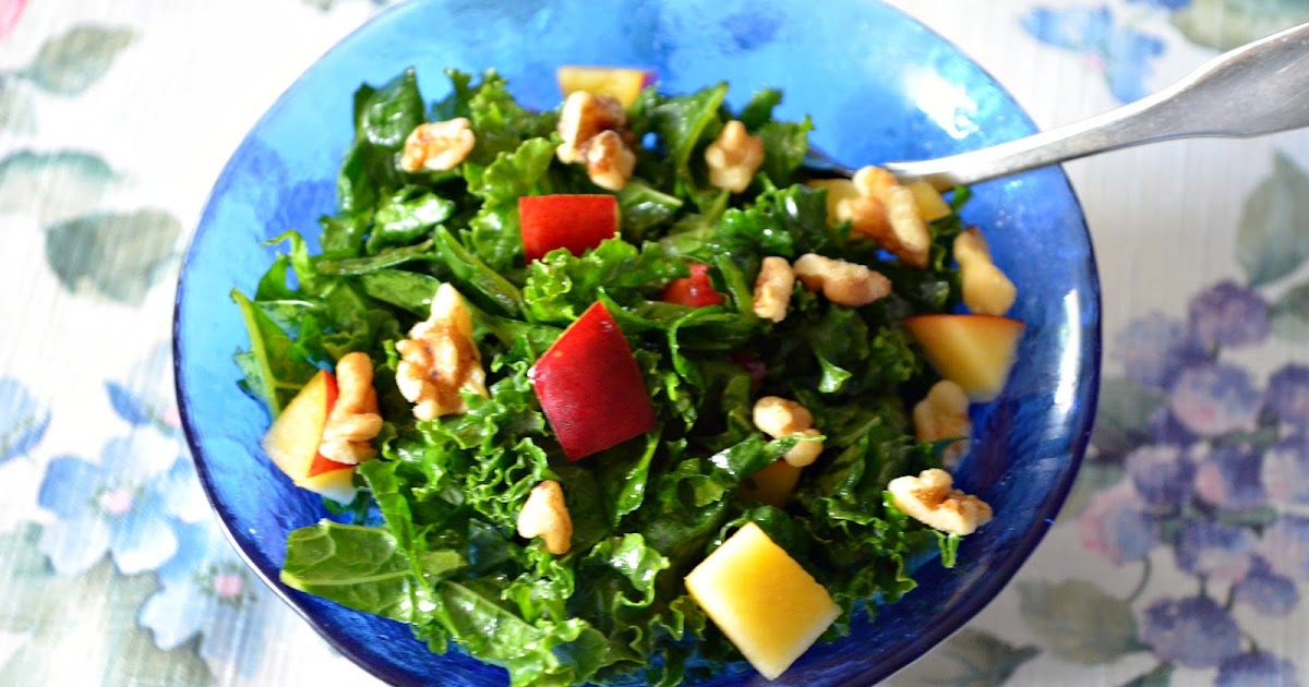 The Inventive Vegetarian Kale and Nectarine Salad