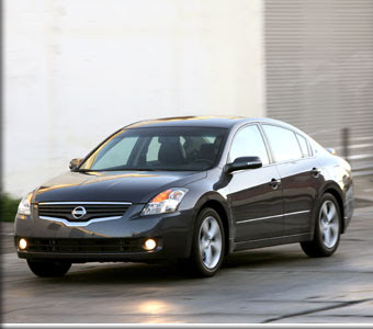 Nissan Altima Black Color