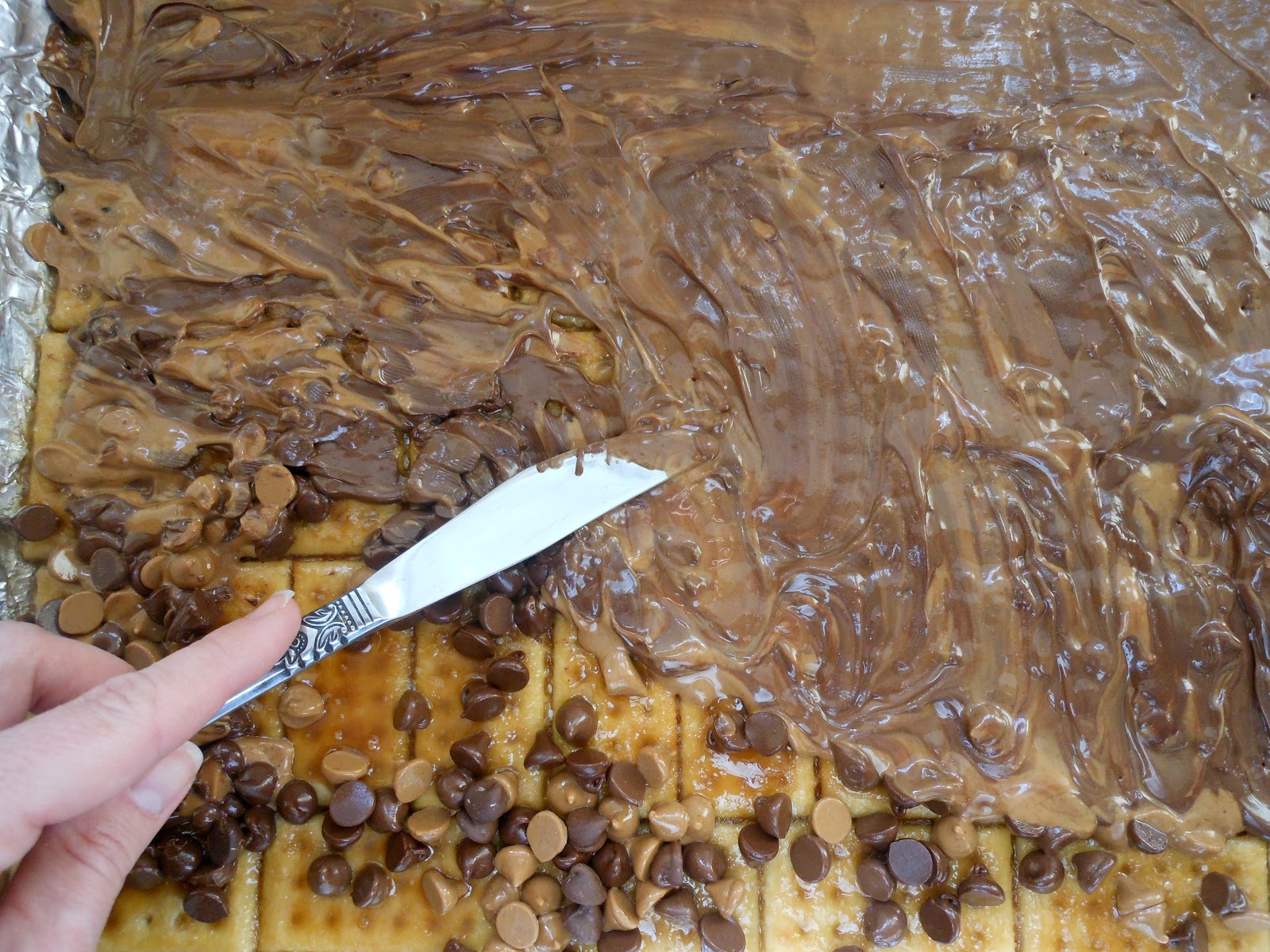 Flavors by Four Club Cracker Christmas Toffee