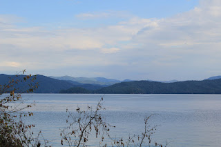 Lake Jocassee at Devils Fork State Park South Carolina Lake Jocassee at Devils Fork State Park South Carolina