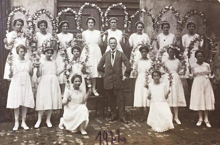 Opa Egbert mit Tanzkreis um 1921