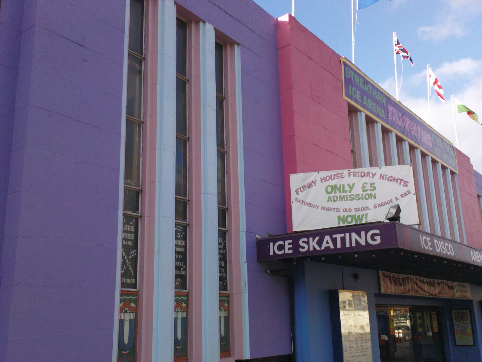 Iskate Streatham ice arena