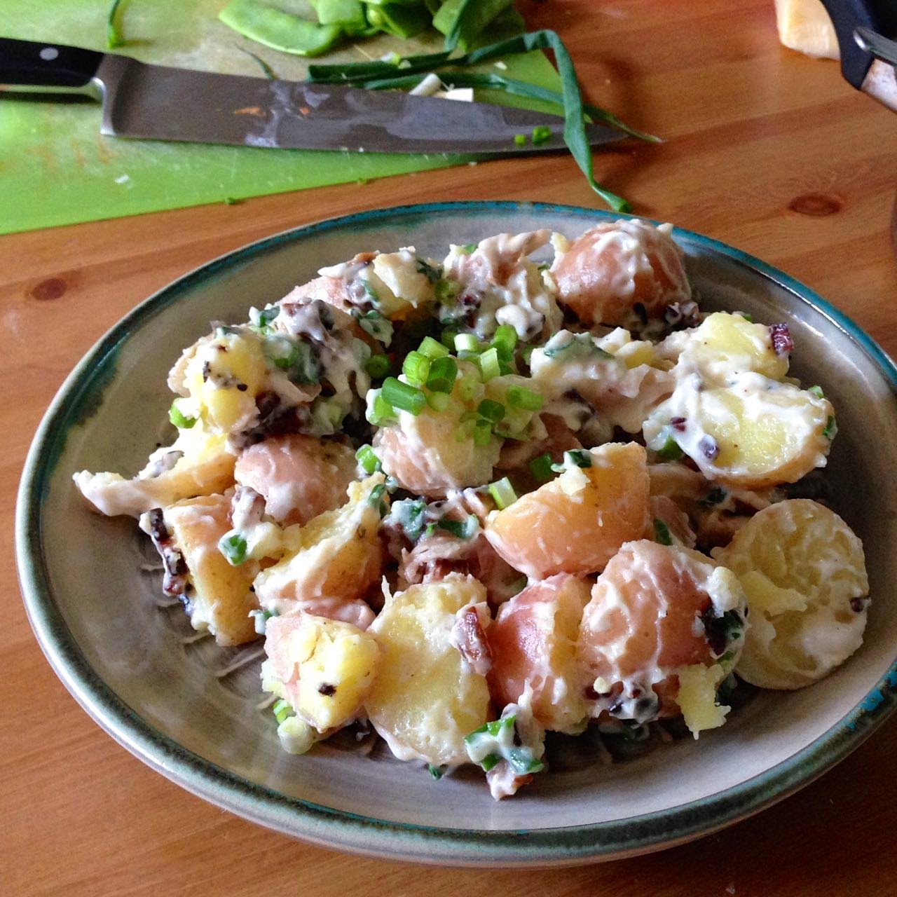 Green Gourmet Giraffe Creamy potato salad with vegan mayonnaise