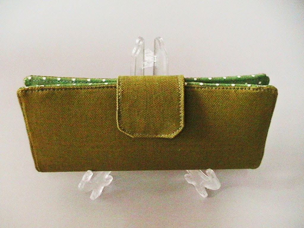 Adorable handmade bags: sold: green elegant long wallet Adorable Handmade Bags: SOLD: Green Elegant Long Wallet