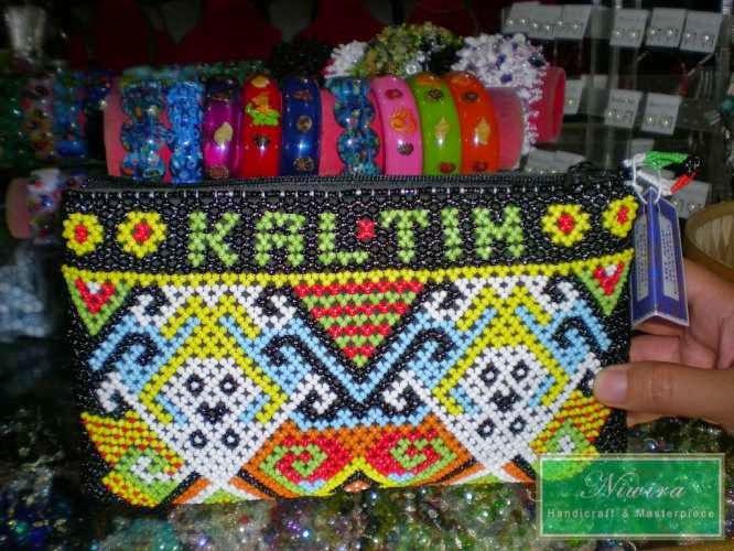 Tas Rotan Manik Asli Kalimantan - Kerajinan Tas Manik Manik 171 Penjualan Aksesoris tas rotan manik asli kalimantan kerajinan tas manik manik 171 penjualan aksesoris