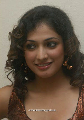 Sexy Sweet Hari Priya at Pilla Zamindar audio launch stills Latest