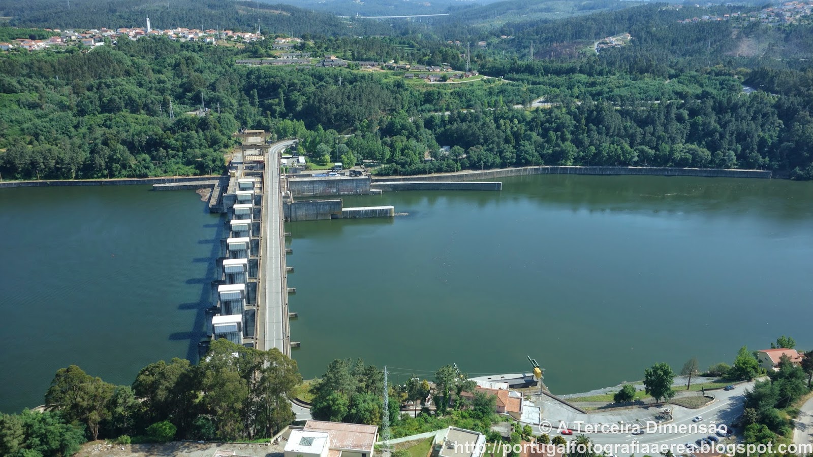 A Terceira Dimensão Fotografia Aérea Barragem de CrestumaLever