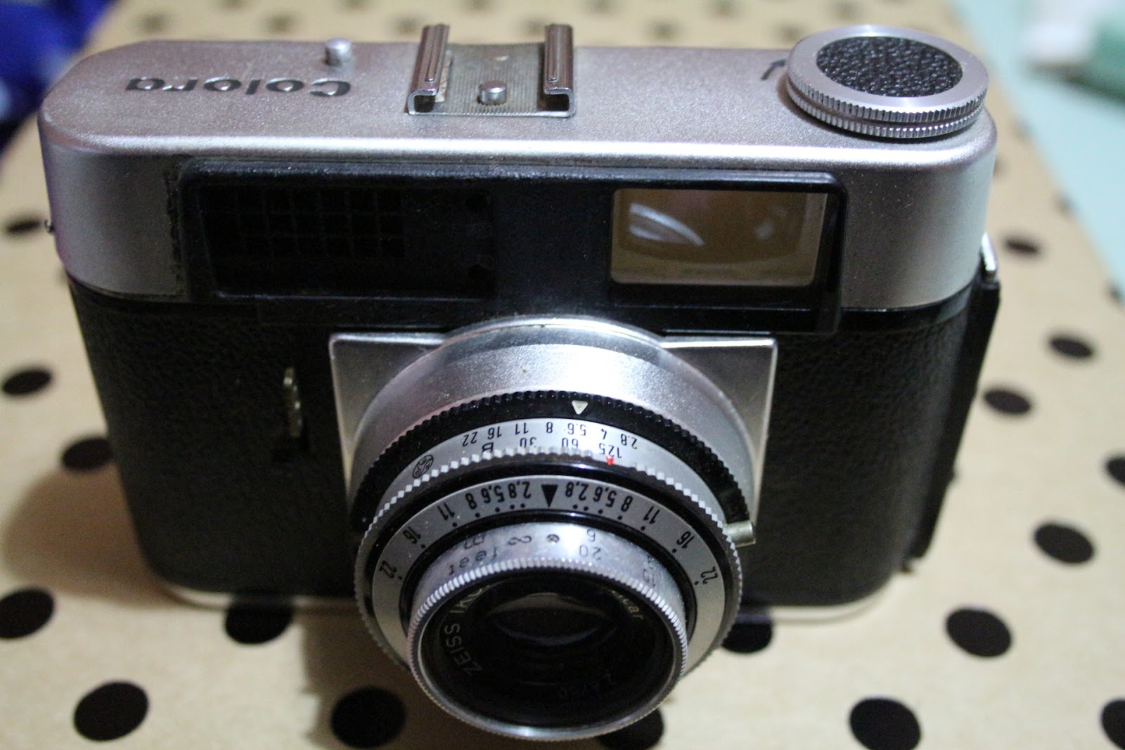 John Margetts' old camera blog. Zeiss Ikon Colora
