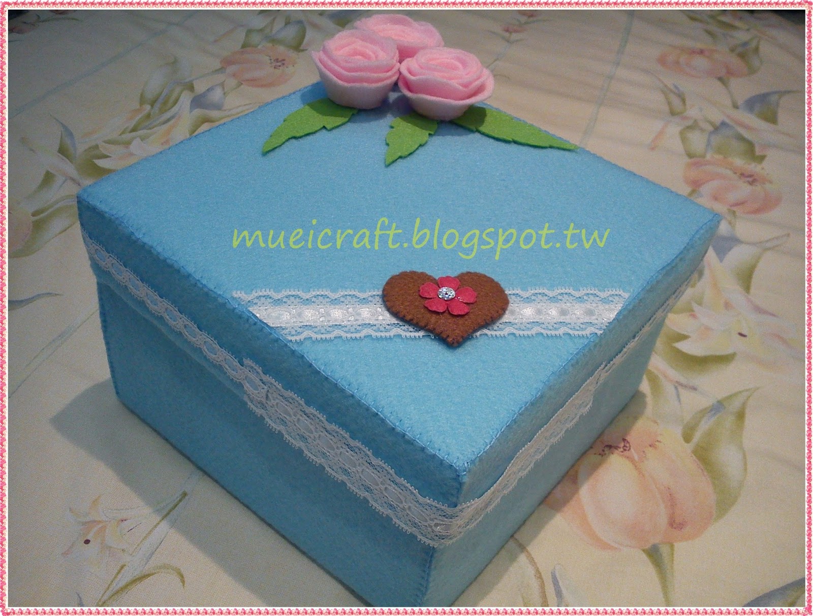 Untuk Sahabat Muei Felt gift box by mueicraft