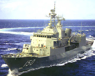 Fuerza Armadas de Australia  HMAS+Anzac+(Meko+200)_2