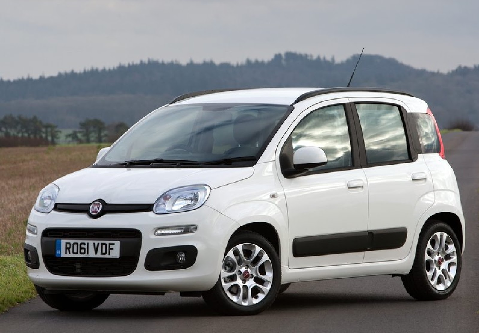 2013 Fiat Panda UK Version | Auto Cars Concept