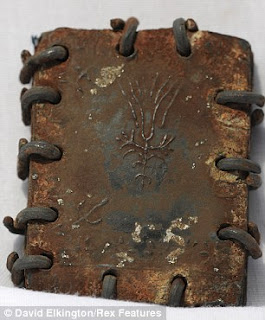 metal tablets found jordan cave bible book%255B1%255D Preuves du Livre de Mormon
