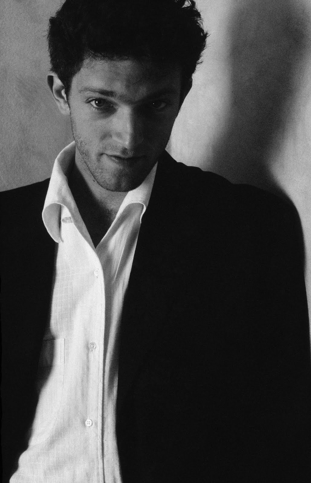 http://2.bp.blogspot.com/-6A_Dk5t65-g/TmZWxhBxYLI/AAAAAAAAAFo/qtZTPxmOOjU/s1600/vincent-cassel-vincent-cassel-7955769-1544-2400.jpg