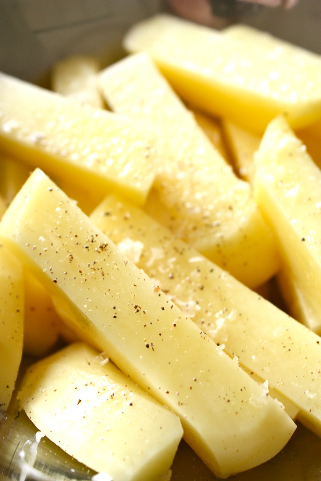 megann's kitchen photography The Biting Crunch