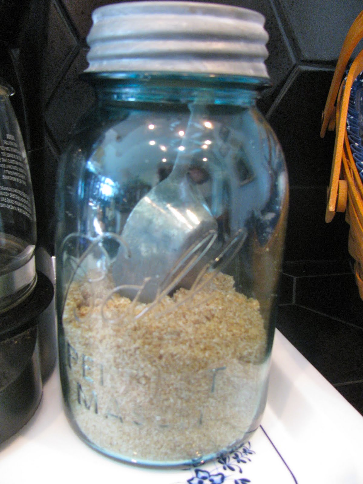 MAY DAYS How To Clean Zinc Lids from Ball Jars