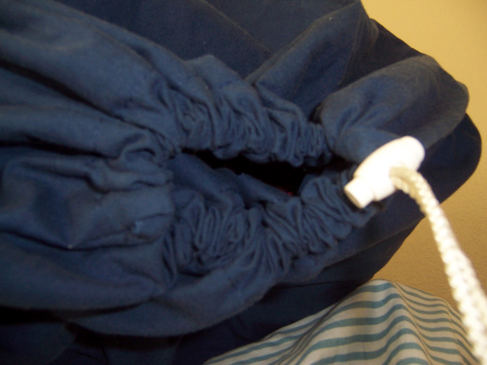 Homemade Sophistication DIY Comforter (Duvet or Quilt) Bag & Storage