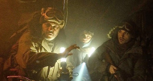 Trailer: The Colony (2013) Trailer: The Colony (2013)