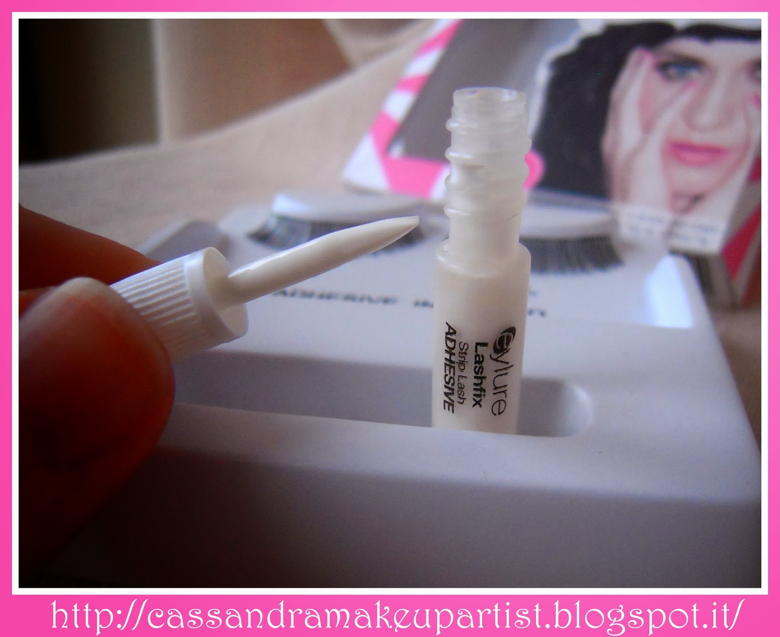 EYLURE - Katy Perry Lashes - SWEETIE PIE -false lashes - ciglia finte - colla - prezzo - price - recensione - review - nude - naturali - glue - ciglia a nastro - tutorial - lashes adhesive